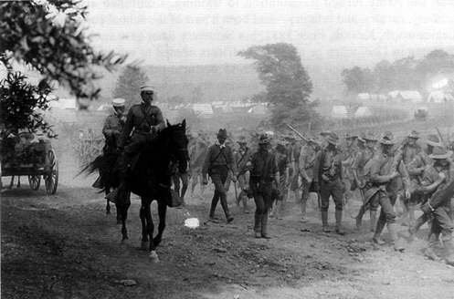 Picture -  Troops pass in review, 1904 Manassas maneuvers