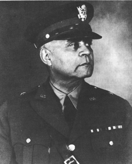Photo: GENERAL DAVIS