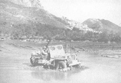 Photo: Autumn in Italy, jeep trying to get through the mud